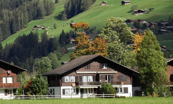 Lenk Apartamento | Chalet Claudia by Interhome