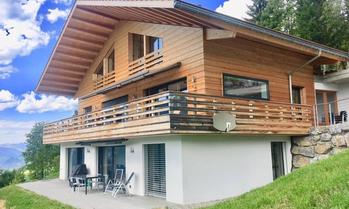 Lenk Apartamento | Chalet Coco by Interhome