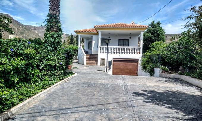 Nijar Casa | Chalet con piscina en Níjar