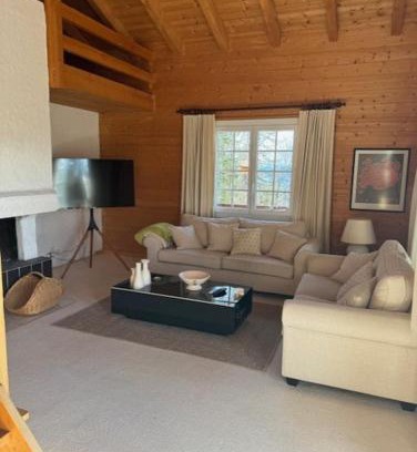 Randogne Chalet De Esquí | Chalet cosy avec vue sublime