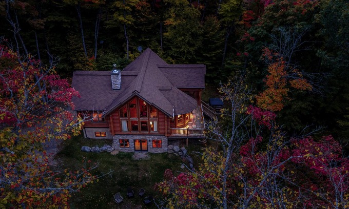 Riviere-Rouge Chalet De Esquí | Deer Lodge - Cabaña de lujo!