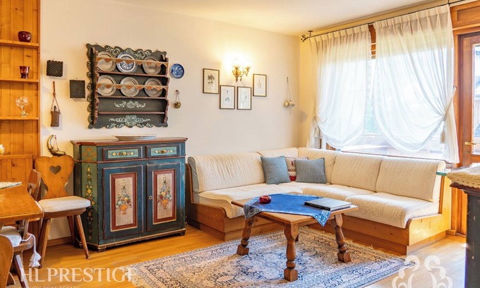 Cortina d'Ampezzo Historic Centre Apartamento | Chalet del Boite: Alpine elegance with a view, in the heart of Cortina