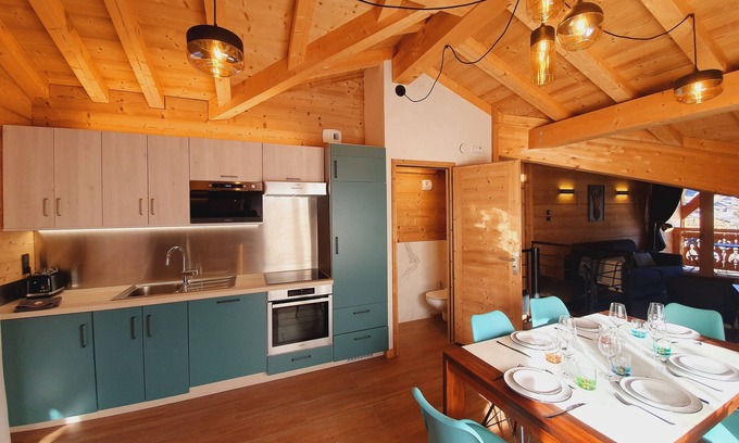 Morzine Chalet De Esquí | Chalet Delphinette, Morzine, Ski, Private Jacuzzi