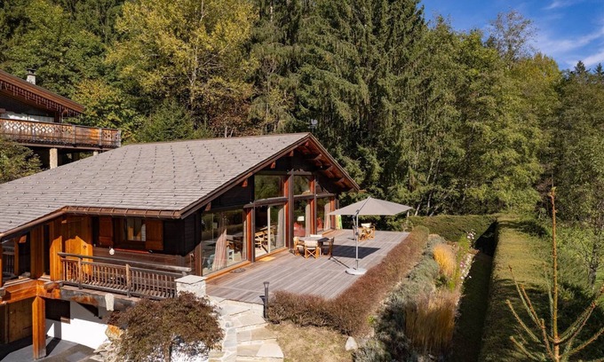 Les Praz-de-Chamonix Chalet De Esquí | Chalet Des Drus - view on the mountains