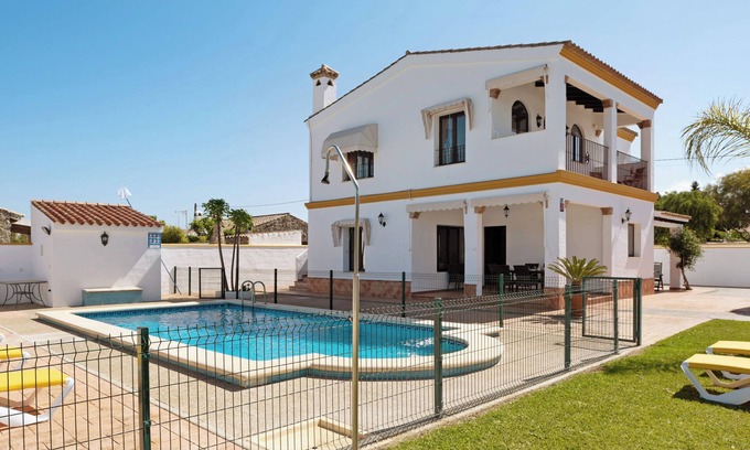 Conil de la Frontera Casa | Chalet El Huerto - Sólo para familias, cerca del mar, con piscina y Wi-Fi