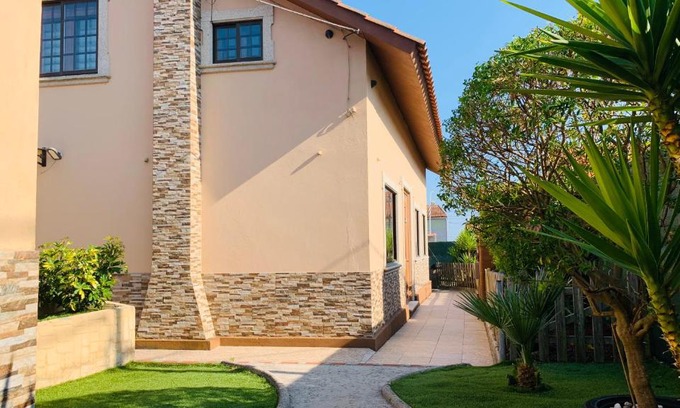 Aguino Apartamento | Chalet en Castiñeiras a 100m de la playa
