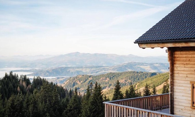 Frantschach-Sankt Gertraud Casa | Chalet en Koralpe con vistas panorámicas