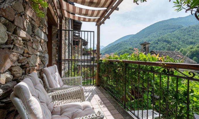 Bognanco Chalet De Esquí | Chalet Il Gianlupo by Interhome