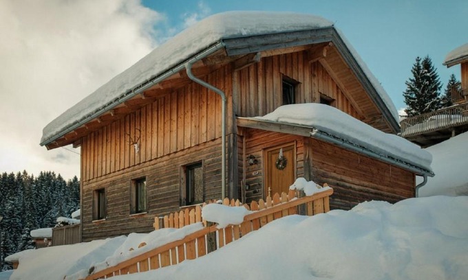 Annaberg im Lammertal Chalet De Esquí | Chalet in Annaberg-Lungötz with a community pool