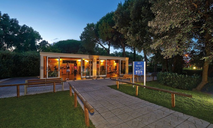 Baia Domizia Chalet De Esquí | Chalet en Baia Domizia con Playa Privada
