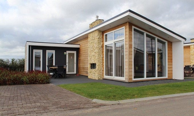 Gasthuis Casa | Chalet en Bemelen con Chimenea Exterior