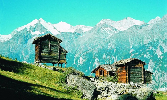 Heremence Chalet De Esquí | Chalet in Hyrymence With Terrace