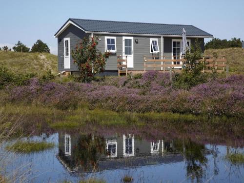 Den Hoorn Chalet De Esquí | Chalet in Texel with Private Sauna