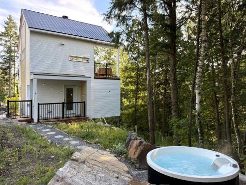 Sainte-Beatrix Casa | Chalet Komorebi with spa - Meli 1