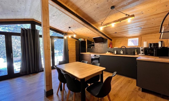 Pyrenees 2000 Chalet De Esquí | Chalet L'Epicea P2000 5min walk from the slopes