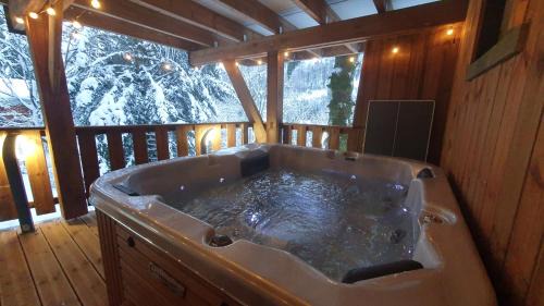La Bresse Chalet De Esquí | CHALET LE DAHU "jacuzzi"