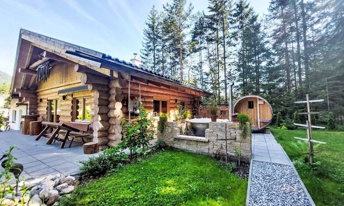 Stanzach Casa | Chalet Lechtraum by Interhome