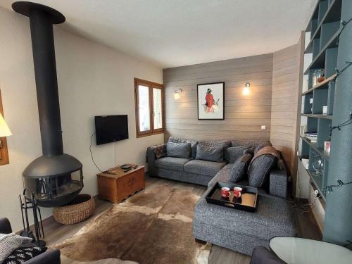 Les Gets Chalet De Esquí | Chalet lumineux 3* proche lac et pistes, calme, 80m VTT/ski, 2 parkings, WiFi, équipé pour 10 pers. - FR-1-598-87