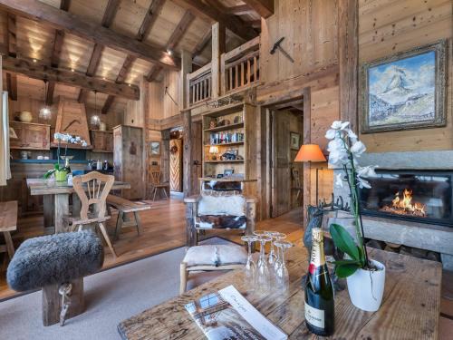 Courchevel Chalet De Esquí | Chalet luxueux à Courchevel avec espace bien-être, parfait pour familles et amis - FR-1-562-20