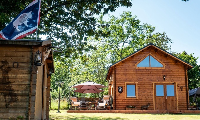 Novalaise Chalet De Esquí | CHALET *** - LUXURY & SPA - Lac d'Aiguebelette *WYOMING LODGE*