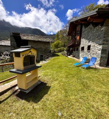 Champdepraz Chalet De Esquí | CHALET MONT AVIC