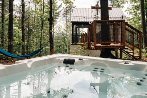 Sainte-Beatrix Chalet De Esquí | Chalet Nido - SPA Fire pit & suspension bridge