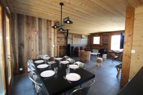 Font-Romeu-Odeillo-Via Chalet De Esquí | Chalet Nobel Centre ville 8 pers - 4 Chambres - 4 SdB