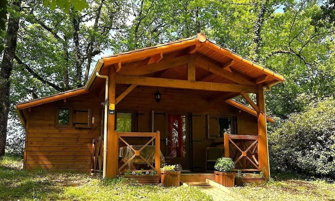 Marsan Chalet De Esquí | Premium Chalet 3 Zimmer 4/6 Personen + TV