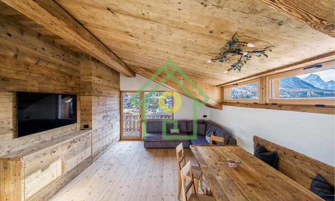 Cortina d'Ampezzo Apartamento | Chalet Ronco-Direct bookings Dolomiti Skyline