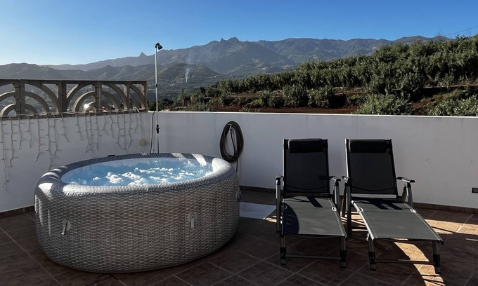La Solana Chalet De Esquí | 'Chalet Rural Amaia' con vistas al mar, Wi-Fi y aire acondicionado