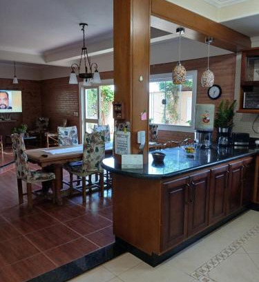 Sao Carlos Casa | Chalet Rustico da Elena com Sauna y Jacuzzi Unicep