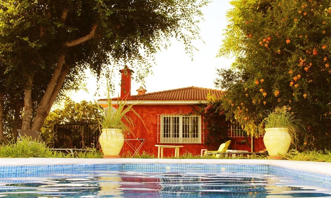 Macarena Norte Casa | Casa con magnífico jardin y PISCINA privada a 8 km de Sevilla