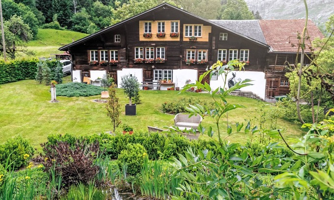 Innertkirchen Apartamento | Chalet Solegg by Interhome