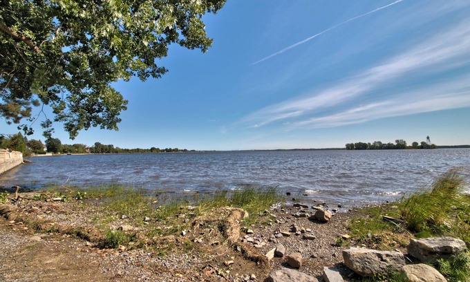 Dorval Chalet De Esquí | Chalet SUR LE Lac, A Quelques PAS DU LAC St-louis
