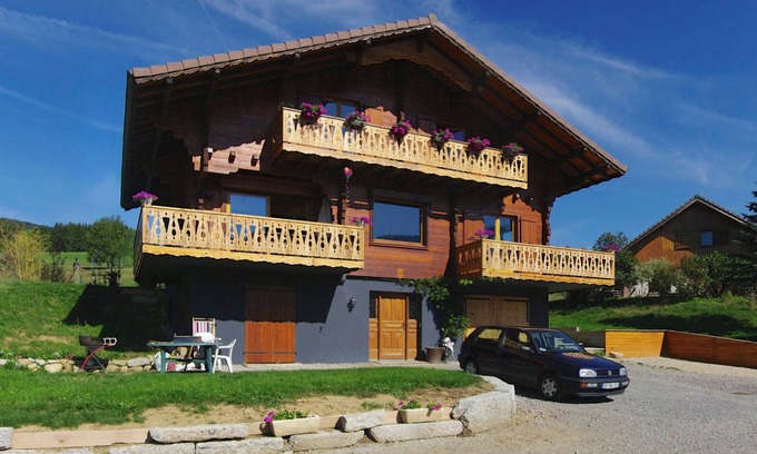 Burdignin Chalet De Esquí | Chalet traditionnel avec vue exceptionnelle