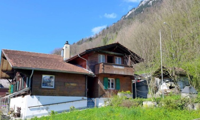 Niederried bei Interlaken Apartamento | Chalet Vamika by Interhome