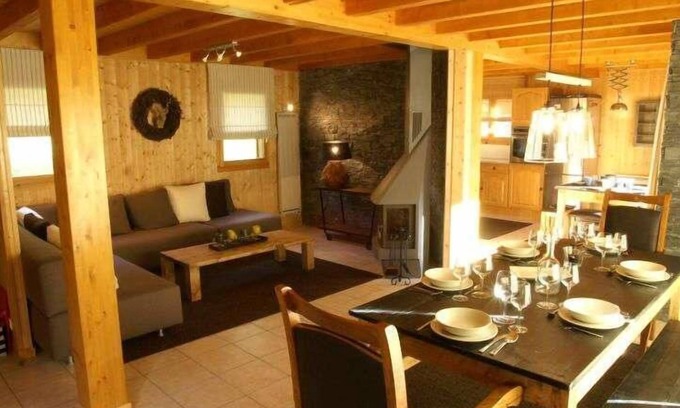 La Chapelle-d'Abondance Chalet De Esquí | Chalet, wifi, terrace, balcony, fireplace or stove, parking, tv, ski locker, 120m²