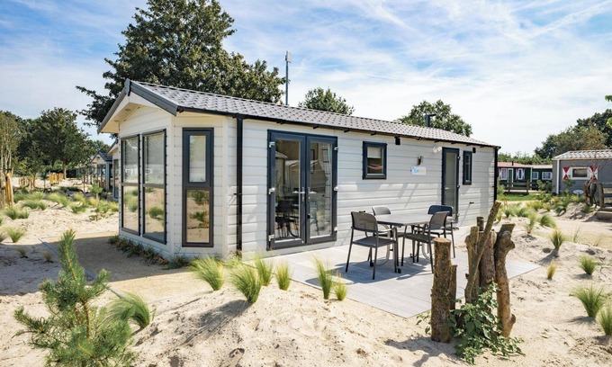 Biddinghuizen Casa | Chalet with 2 bedrooms and a terrace