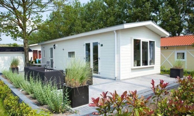Breskens Casa | Chalet with 2 bedrooms and a terrace