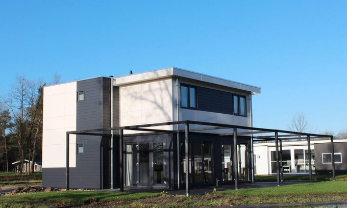 Municipality of Hellevoetsluis Casa | Chalet with 5 bedrooms and 3 bathrooms