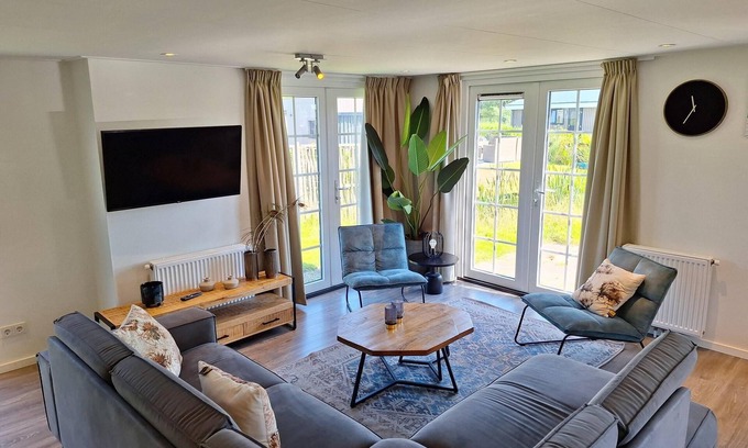 Graft Casa | Chalet with 5 bedrooms and 2 bathrooms