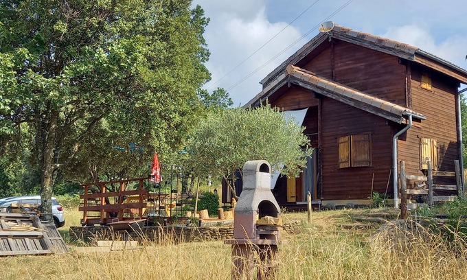 Faugeres Chalet De Esquí | Chalet with all comforts in Ardeche: a haven of peace in sumptuous natural surroundings.