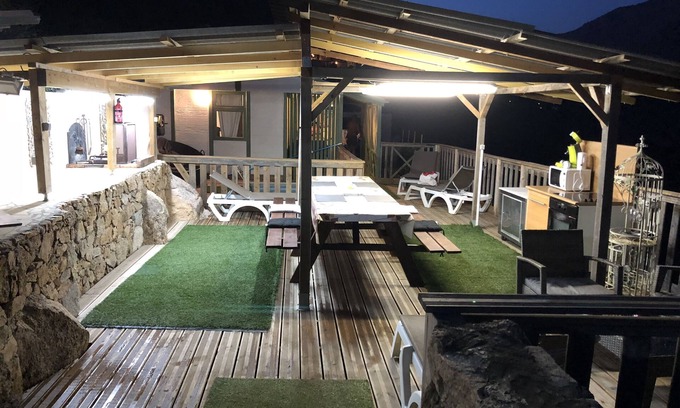 Olmeto Chalet De Esquí | chalet con terraza panoramica de 80 m2