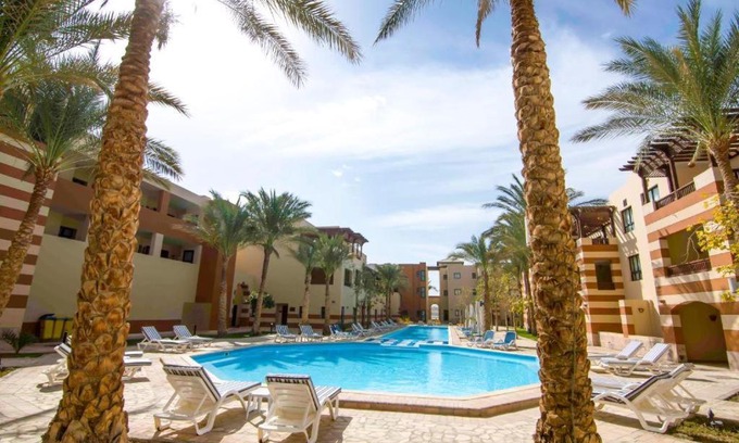 Port Ghalib Apartamento | Chalet With Pool View