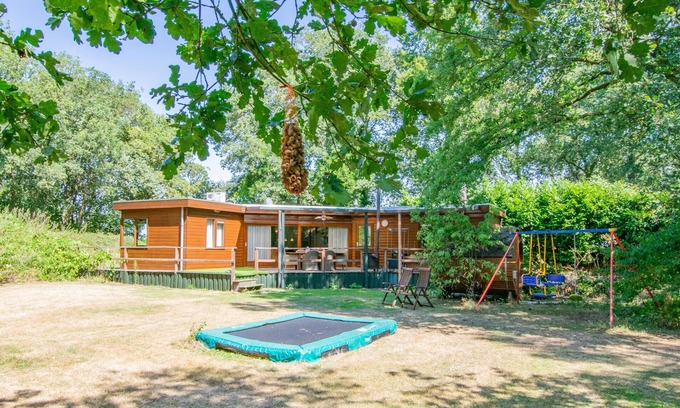Uden Casa | Chalet with spa and spacious garden
