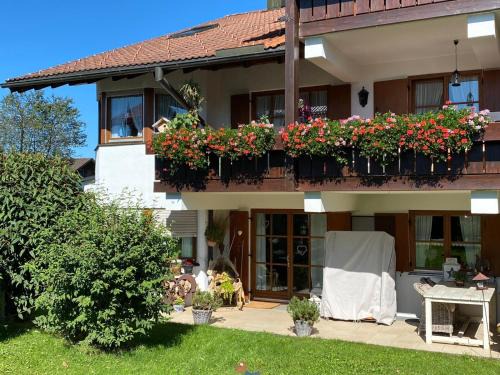 Burgberg Apartamento | Chaletwohnung Alpenglück