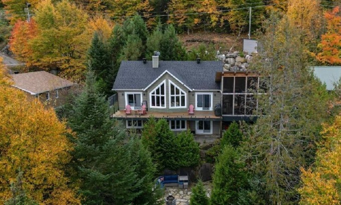 Saint Donat Chalet De Esquí | Chalex de Luxe Situé sur un Lac, Près des Pistes de ski