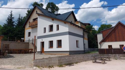 Cerny Dul Chalet De Esquí | Chalupa a apartmány Marika