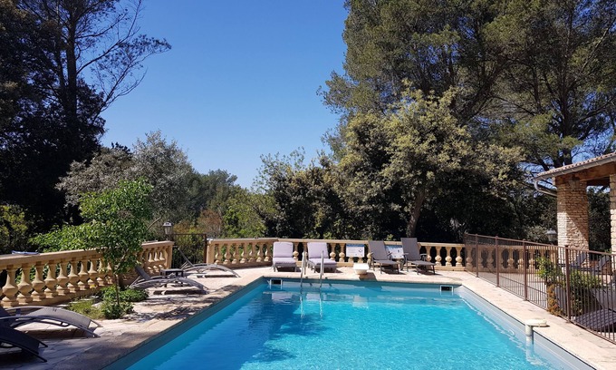 Grans Apartamento | Chambre 2 Pers Independante - Cuisine D'ete - Terrasse - Piscine Tennis Petanque