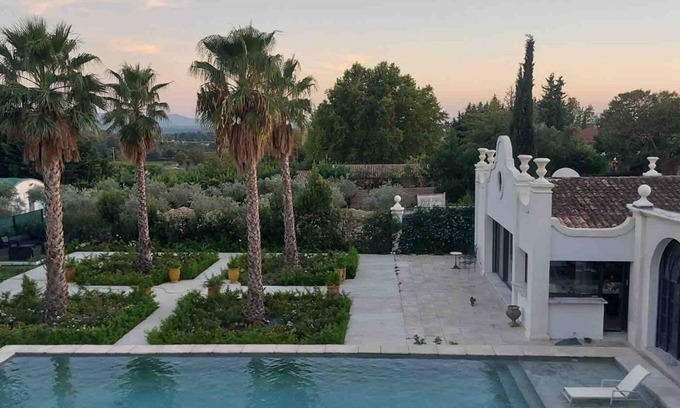 Aix-en-Provence Casa | Bed and breakfast · Aix-en-Provence · ★4,71 · 1 dormitorio · 1 cama · 1 baño privado